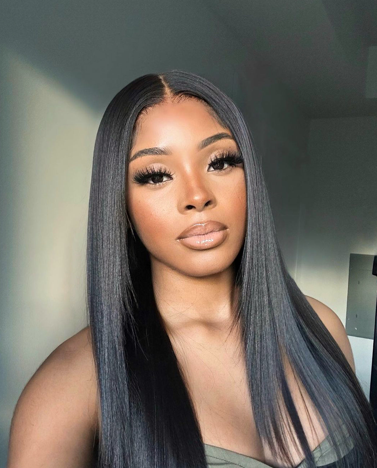 13X4 HD Lace Front Wig Straight Natural Black